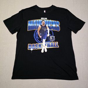 NBA Dallas Mavericks Luka Doncic #77 Black Graphic BasketBall Tee Shirt Size XL